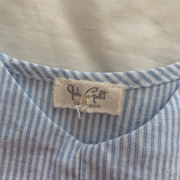 BRANDY MELVILLE STRIPED TANK❄️⚡️ - Picture 2 of 3